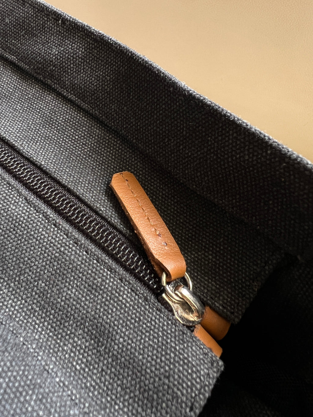 Tote Vak Bolsillo con solapa