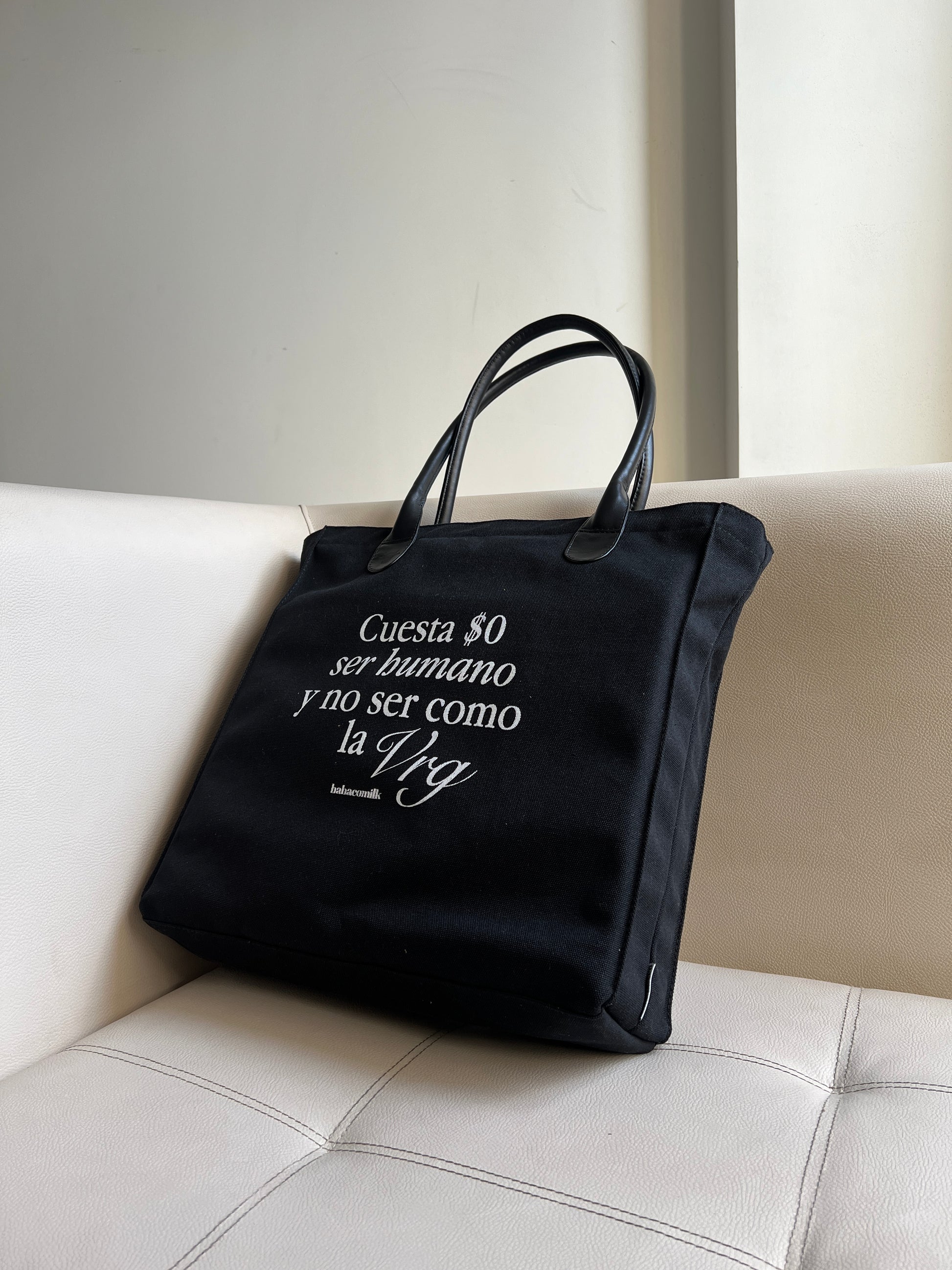 Tote Vak Cuesta $0 ser humano y no sé cómo la Vrg