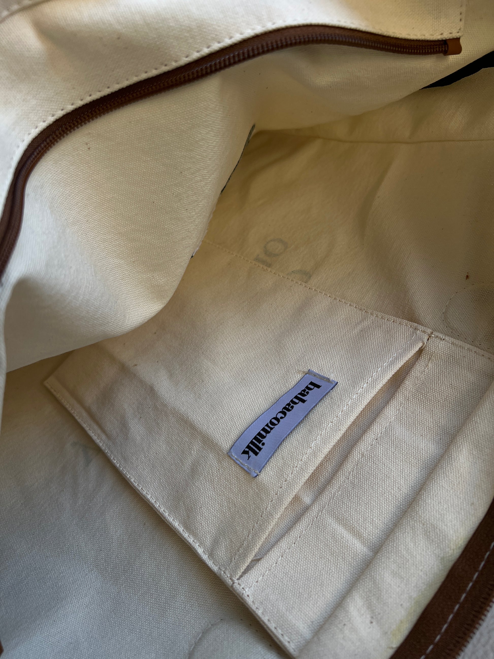 Tote Vak Cuesta $0 ser humano y no sé cómo la Vrg