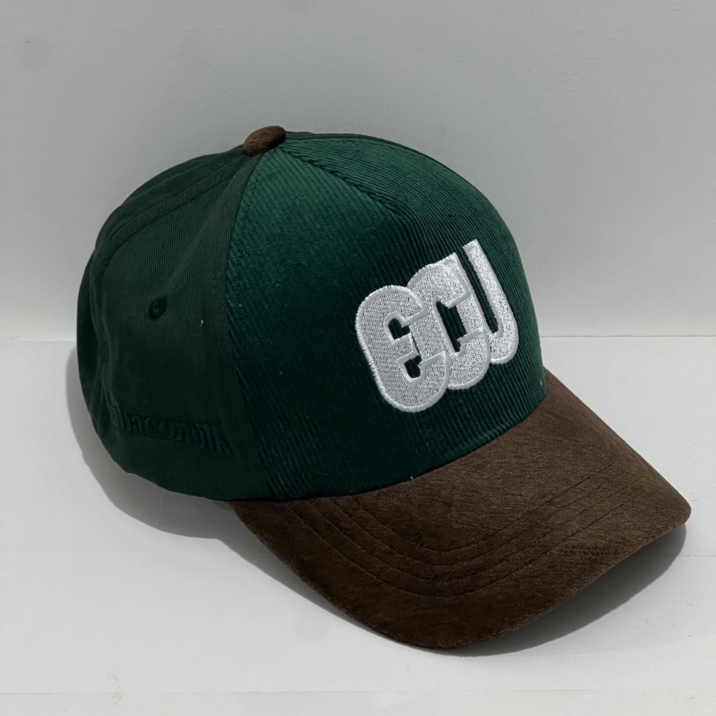 Gorra ECU (bordado relleno)