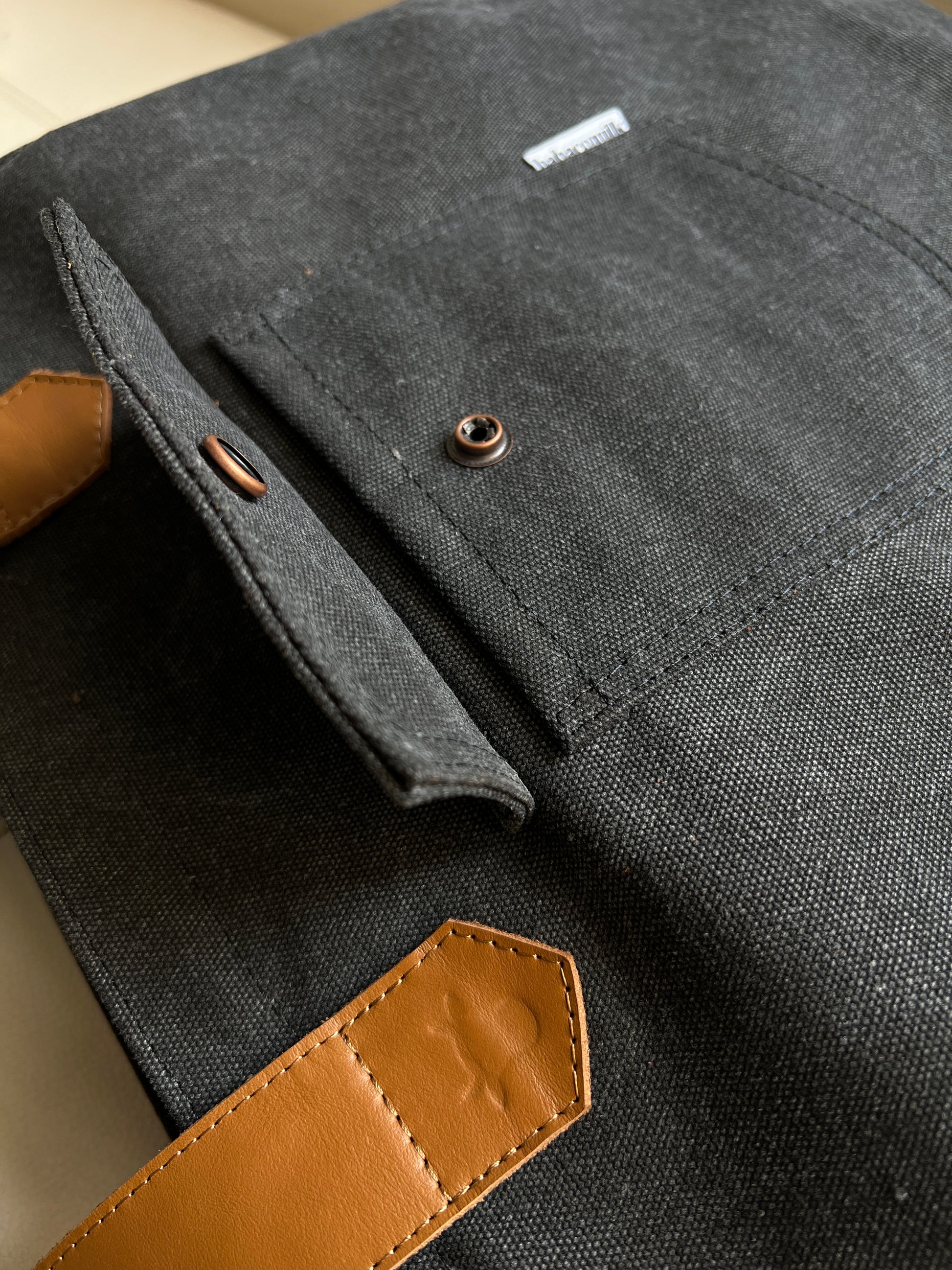 Tote Vak Bolsillo con solapa