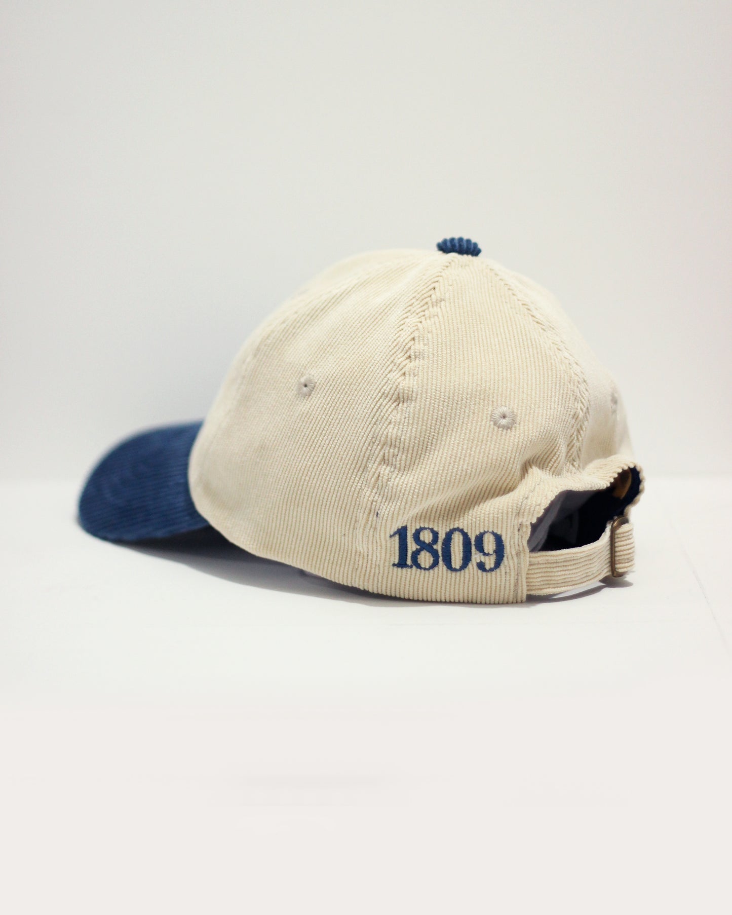 Gorra ECU 1809