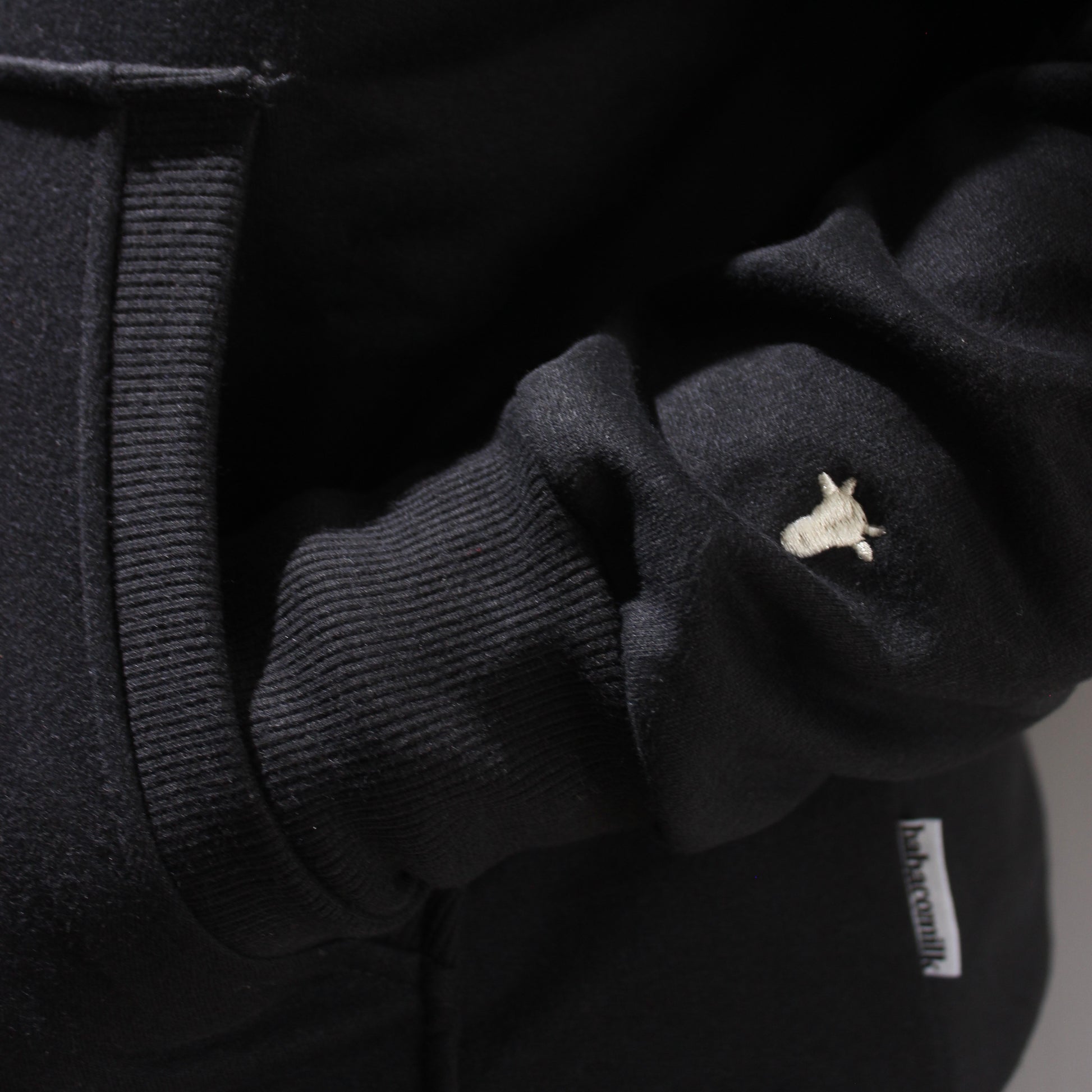 Sudadera con capucha MMVRG